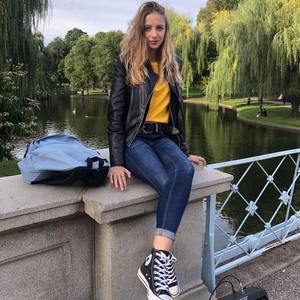 Meet your Posher, Silvia